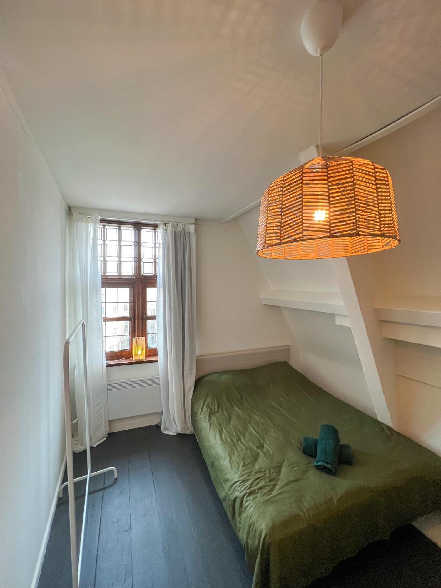Le Faubourg Suites Антверпен Екстериор снимка